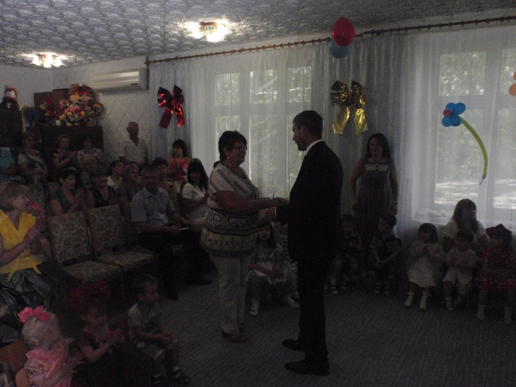 Нардеп Шаповалов приехал в Дом ребенка не с пустыми руками Нардеп Шаповалов приехал в Дом ребенка не с пустыми руками