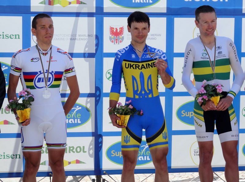 Егор Дементьев - победитель и призер первого этапа Кубка мира на шоссе Егор Дементьев - победитель и призер первого этапа Кубка мира на шоссе