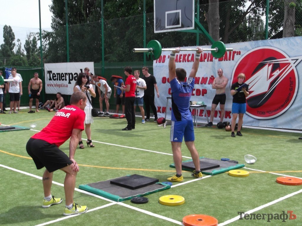 Команда «Кремень» стала второй на чемпионате Украины по КроссФиту Команда «Кремень» стала второй на чемпионате Украины по КроссФиту