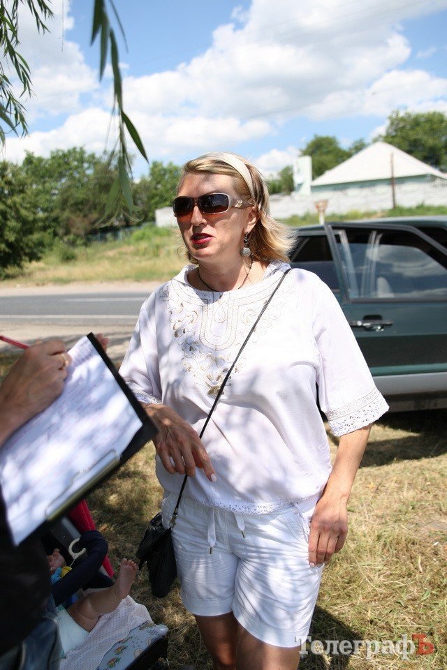 В Кременчуге упал вертолет летного колледжа АК-1-3 В Кременчуге упал вертолет летного колледжа АК-1-3