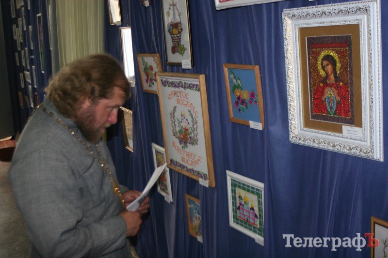 В Кременчугской детской колонии парни пели и плясали, а матери плакали навзрыд В Кременчугской детской колонии парни пели и плясали, а матери плакали навзрыд