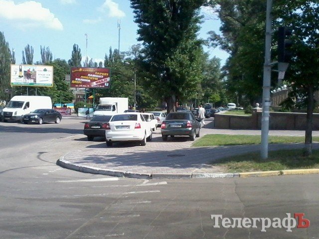 Чудеса кременчугской парковки Чудеса кременчугской парковки