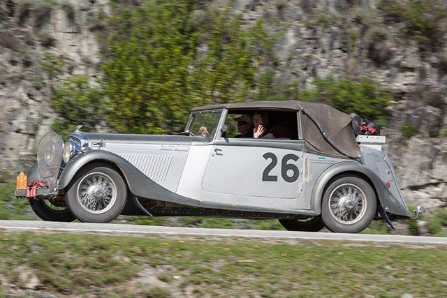 Винтажные тачки Винтажные тачки