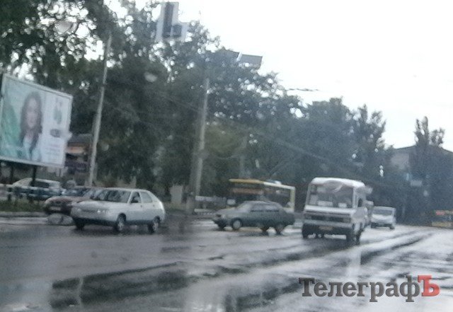 В Кременчуге с утра 24 июля произошло три ДТП: погибло двое людей В Кременчуге с утра 24 июля произошло три ДТП: погибло двое людей