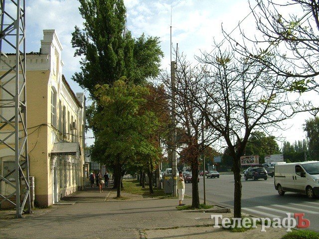 В Кременчуге «по второму кругу» зацвели каштаны В Кременчуге «по второму кругу» зацвели каштаны