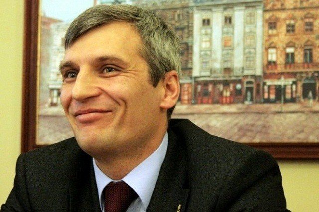 В Кременчуге Тягнибок и Кошулинский в День Независимости переплывут Днепр В Кременчуге Тягнибок и Кошулинский в День Независимости переплывут Днепр