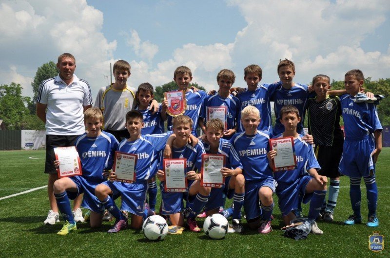 «Кремень-2000» - победитель Всеукраинского турнира «Кожаный мяч – Кубок Coca-Cola» «Кремень-2000» - победитель Всеукраинского турнира «Кожаный мяч – Кубок Coca-Cola»