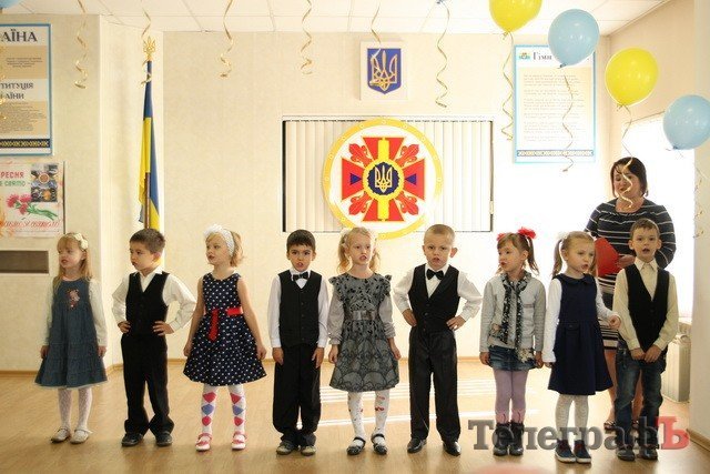 Кременчугские пожарные празднуют День спасателя Кременчугские пожарные празднуют День спасателя