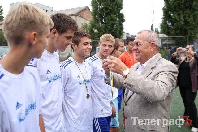 Футболисты школы №1 победили в турнире среди городских команд Футболисты школы №1 победили в турнире среди городских команд