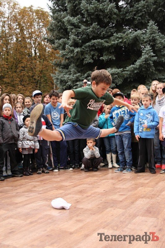 Extreme-zone 2013: танцы на улице Extreme-zone 2013: танцы на улице