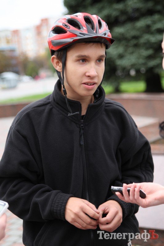 Extreme-zone 2013: впервые в Кременчуге велотриал Extreme-zone 2013: впервые в Кременчуге велотриал