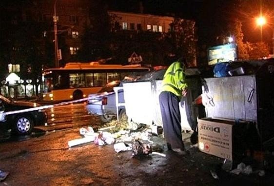 В Полтаве в мусорном баке нашли новорожденную малышку В Полтаве в мусорном баке нашли новорожденную малышку