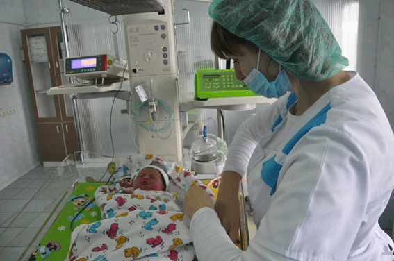 В Полтаве в мусорном баке нашли новорожденную малышку В Полтаве в мусорном баке нашли новорожденную малышку