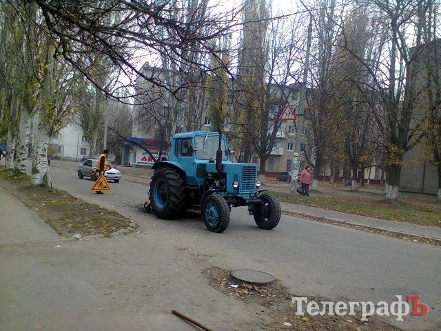 В Кременчуге латают улицу Манагарова В Кременчуге латают улицу Манагарова