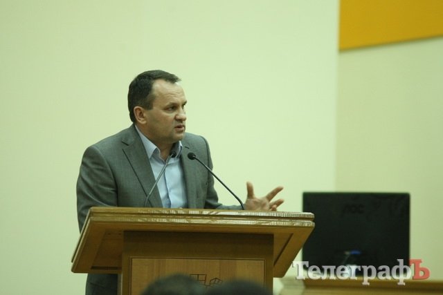 Импичмент Президенту, евроинтеграция и геи – о чем говорили депутаты на сессии в Кременчуге Импичмент Президенту, евроинтеграция и геи – о чем говорили депутаты на сессии в Кременчуге