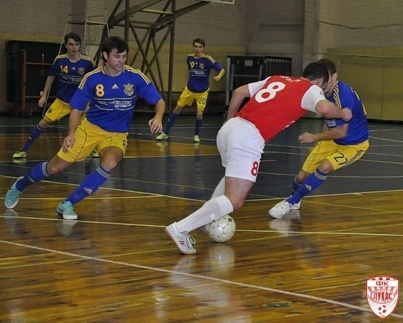 ФК "Лукас" с трудом обыграл команду «Киев-НПУ» ФК "Лукас" с трудом обыграл команду «Киев-НПУ»