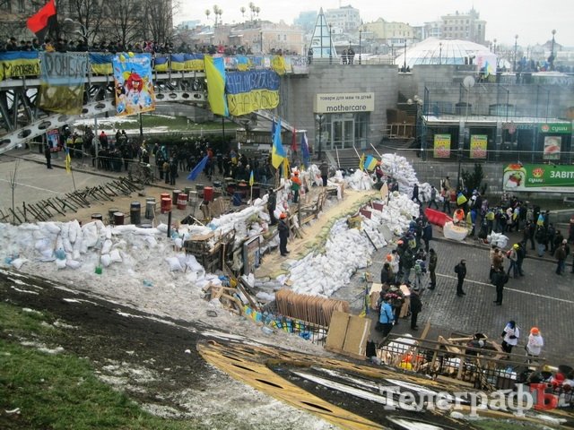 Блоги: Тепер на Йолці є Кременчук, причому багато плакатів. Є навіть «добра згадка» про мера Блоги: Тепер на Йолці є Кременчук, причому багато плакатів. Є навіть «добра згадка» про мера