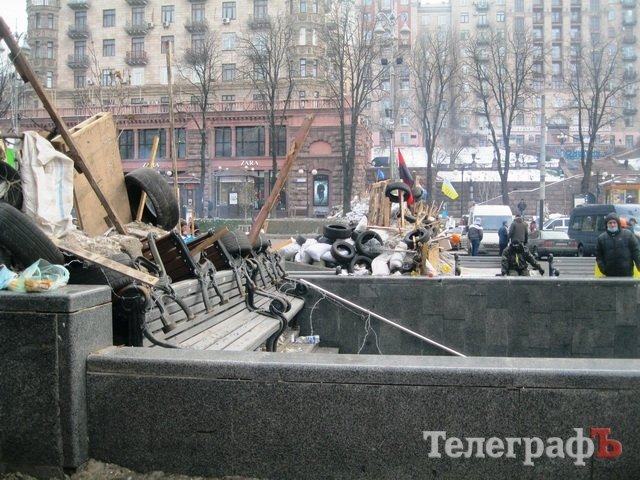 Блоги: Тепер на Йолці є Кременчук, причому багато плакатів. Є навіть «добра згадка» про мера Блоги: Тепер на Йолці є Кременчук, причому багато плакатів. Є навіть «добра згадка» про мера