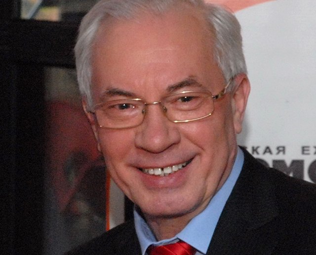 Страшилки влади про війну, пенсії і Євромайдан Страшилки влади про війну, пенсії і Євромайдан