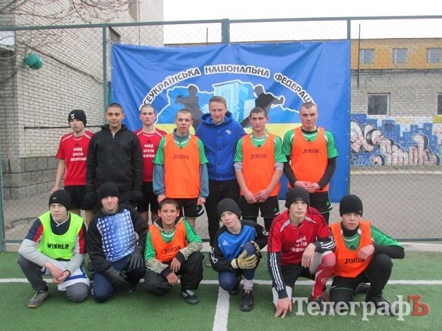 Футболист «Динамо» кременчужанин Роман Безус побывал в колонии Футболист «Динамо» кременчужанин Роман Безус побывал в колонии