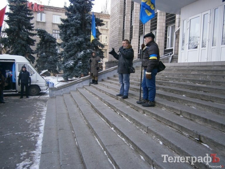 Народное вече в Кременчуге призывает горожан пикетировать сессию горсовета Народное вече в Кременчуге призывает горожан пикетировать сессию горсовета