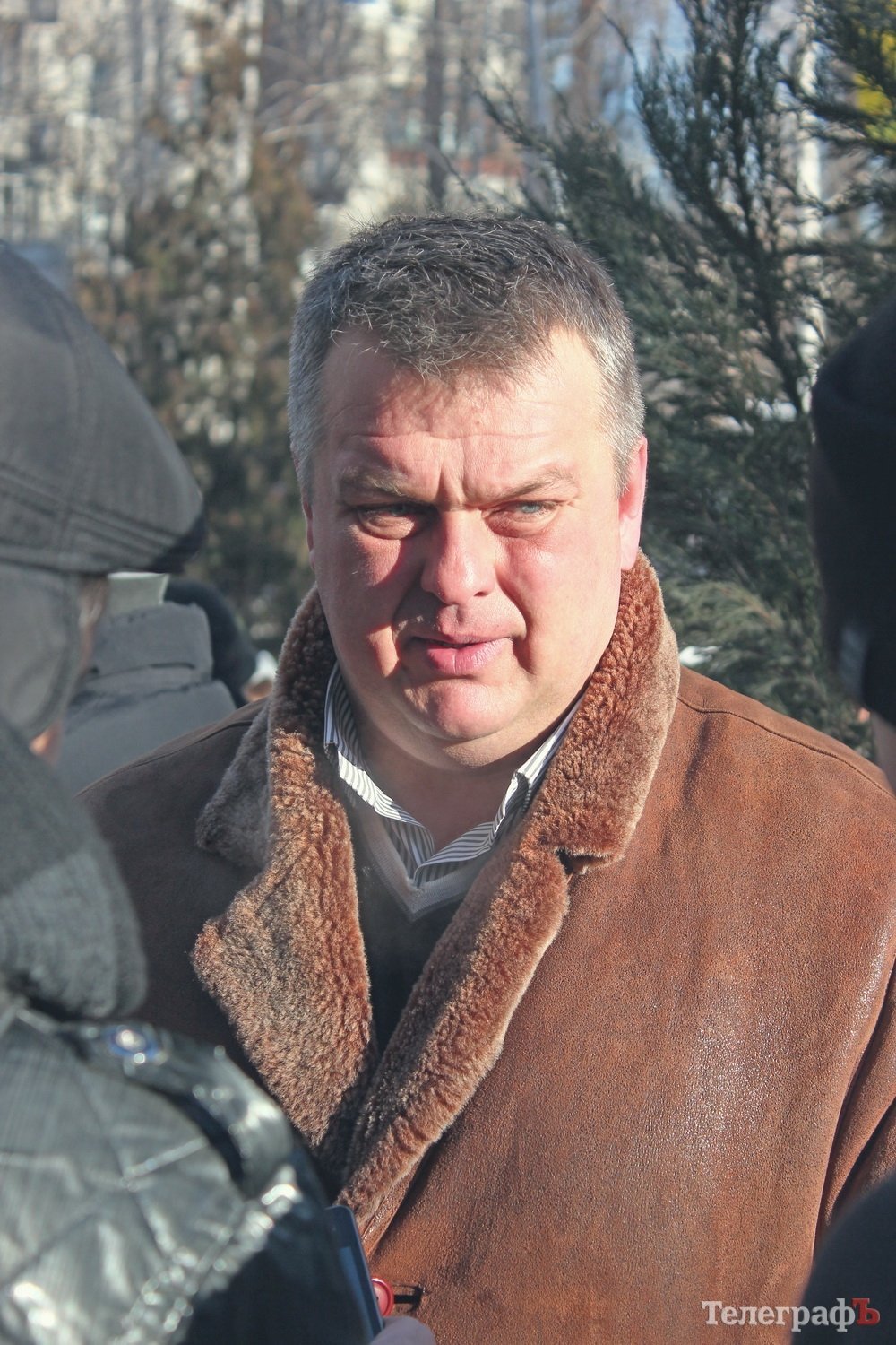 «Свобода» пикетировала кременчугскую милицию: из-за обысков у лидера «Свобода» пикетировала кременчугскую милицию: из-за обысков у лидера