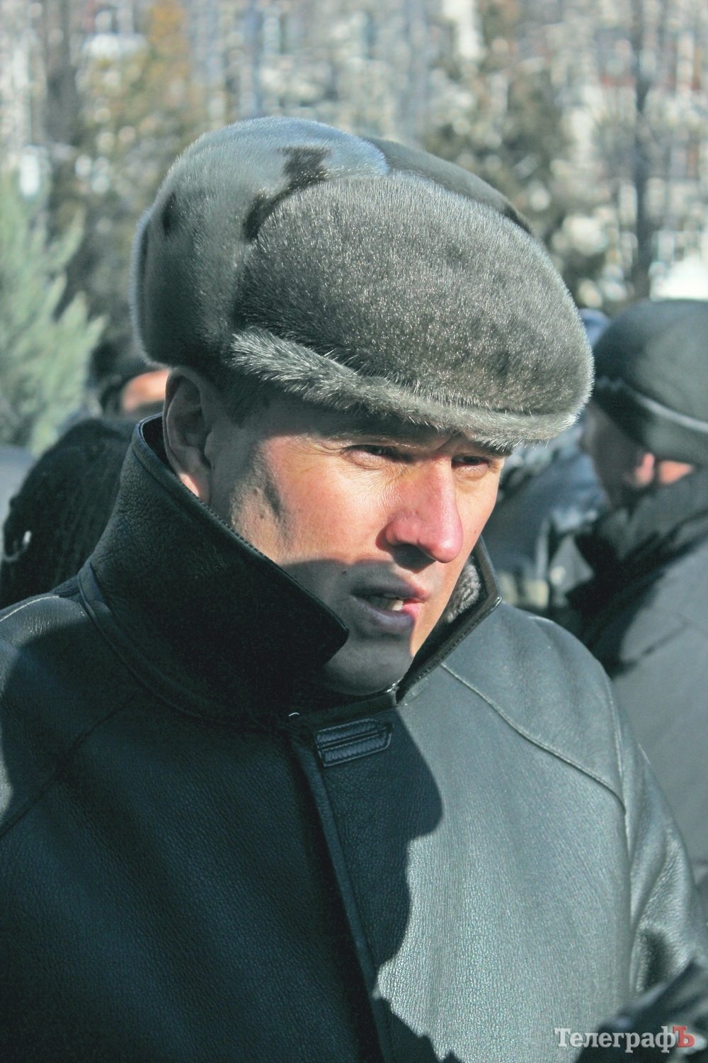 «Свобода» пикетировала кременчугскую милицию: из-за обысков у лидера «Свобода» пикетировала кременчугскую милицию: из-за обысков у лидера