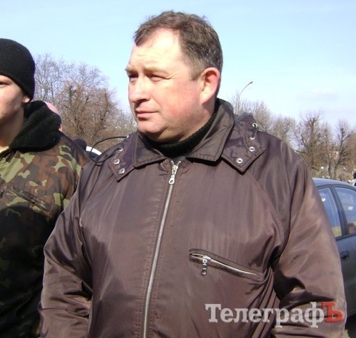 Активисты утверждают, что власти Кременчуга привлекли в «самооборону» антимайдановцев Активисты утверждают, что власти Кременчуга привлекли в «самооборону» антимайдановцев