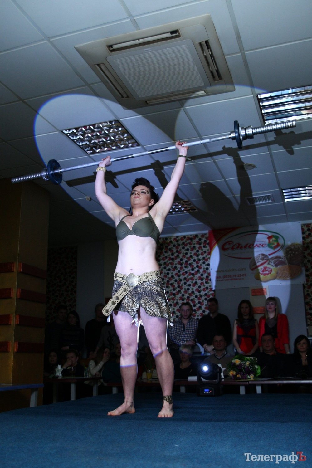 В Кременчуге состоялась горячая битва диких амазонок В Кременчуге состоялась горячая битва диких амазонок