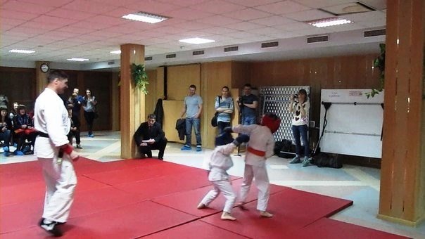 В Кременчуге состоялись соревнования по рукопашному бою В Кременчуге состоялись соревнования по рукопашному бою