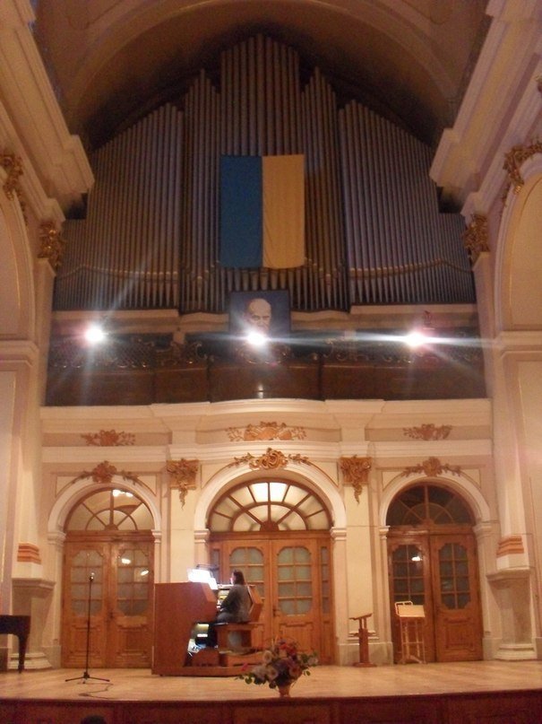 Кременчугские фолкеры покоряли сцены и улицы Львова Кременчугские фолкеры покоряли сцены и улицы Львова