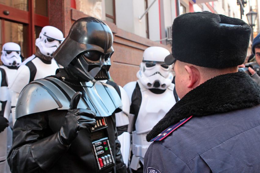 Тимошенко ест Roshen, Порошенко собирается его продать, Добкин «рулит», Тигипко и Бойко обиделись Тимошенко ест Roshen, Порошенко собирается его продать, Добкин «рулит», Тигипко и Бойко обиделись