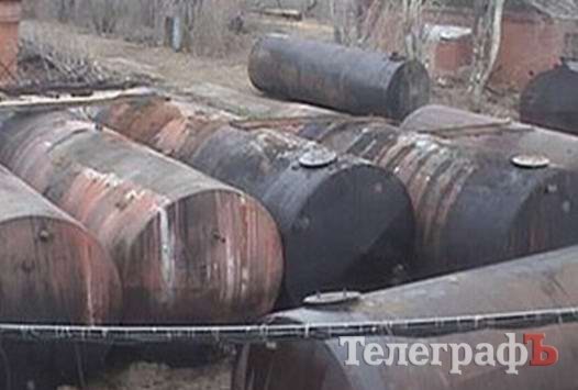 В Кременчугском районе выявили подпольный нефтезавод В Кременчугском районе выявили подпольный нефтезавод