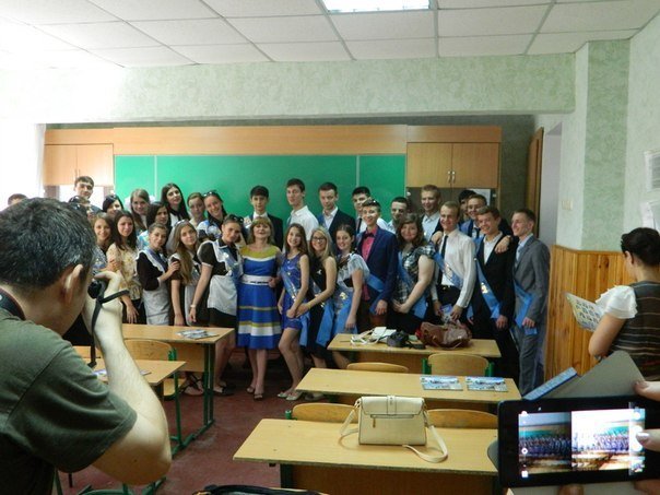 В Кременчуге прозвенел последний звонок-2014! В Кременчуге прозвенел последний звонок-2014!