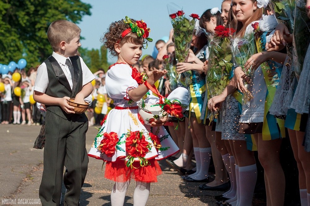 В Кременчуге прозвенел последний звонок-2014! В Кременчуге прозвенел последний звонок-2014!