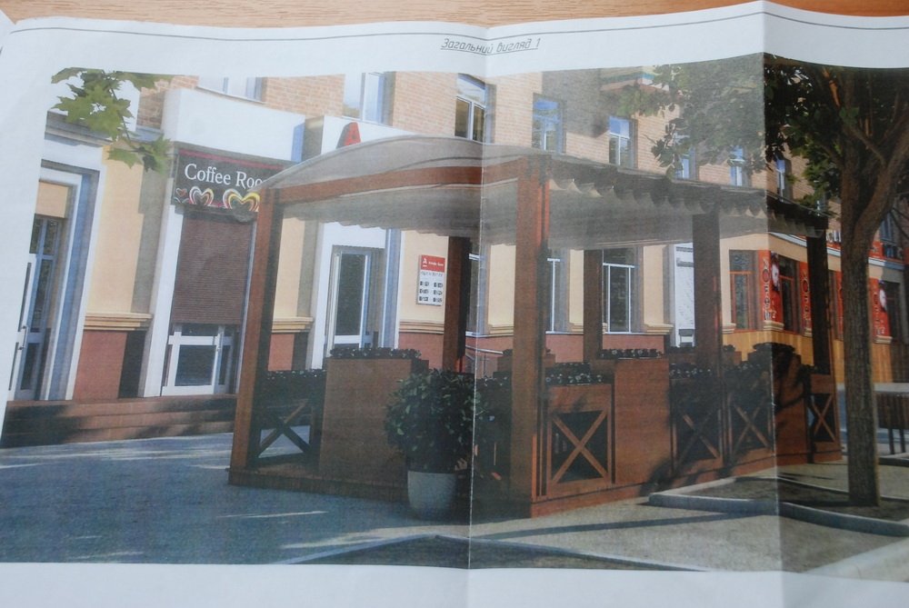 На улице Ленина начали устанавливать кафе-рум На улице Ленина начали устанавливать кафе-рум