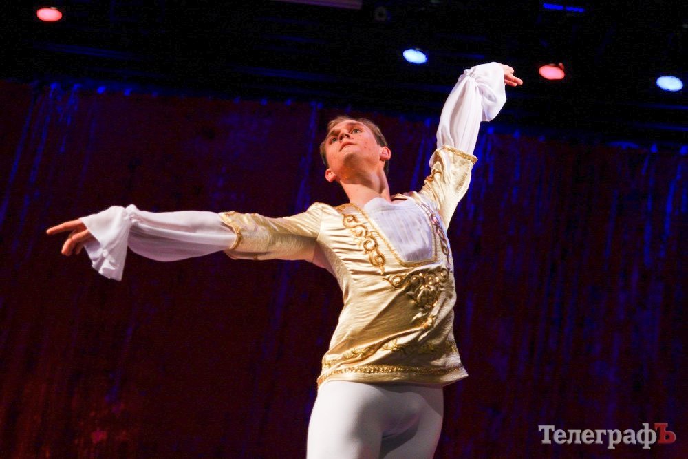 Театр танца Светланы Шумковой закрыл 20 сезон премьерой Театр танца Светланы Шумковой закрыл 20 сезон премьерой