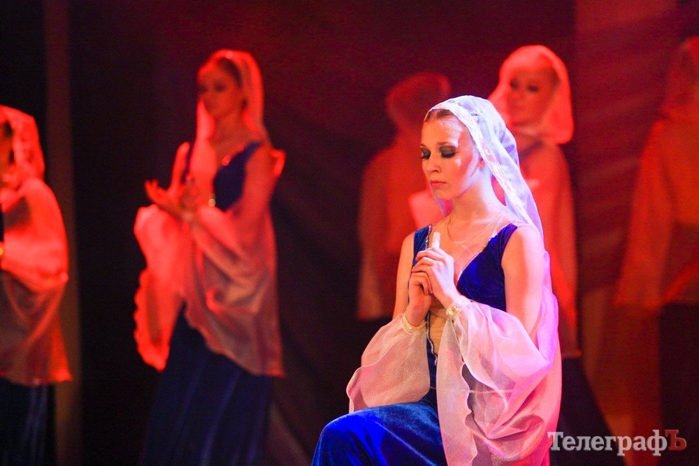 Театр танца Светланы Шумковой закрыл 20 сезон премьерой Театр танца Светланы Шумковой закрыл 20 сезон премьерой