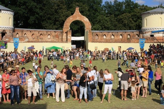 Кременчужане вернулись из путешествия сквозь столетия Кременчужане вернулись из путешествия сквозь столетия