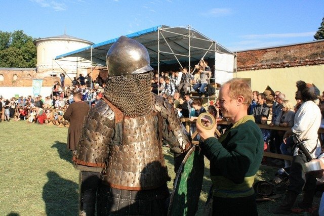 Кременчужане вернулись из путешествия сквозь столетия Кременчужане вернулись из путешествия сквозь столетия