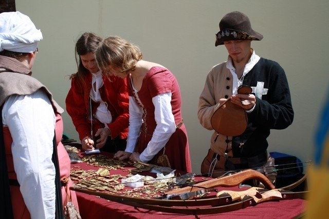 Кременчужане вернулись из путешествия сквозь столетия Кременчужане вернулись из путешествия сквозь столетия