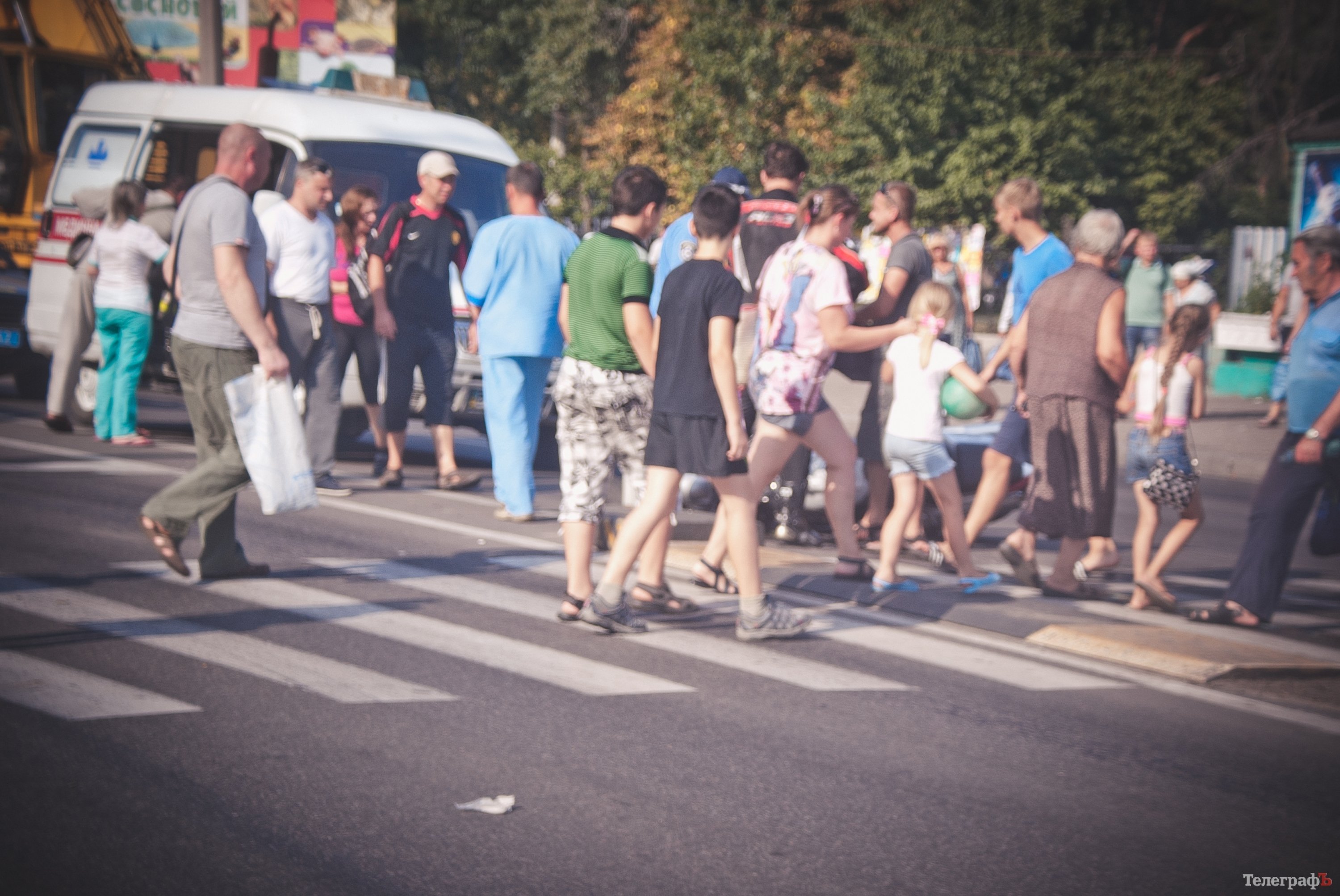 В Кременчуге на остановке "Водоканал" ДТП с мотоциклистом В Кременчуге на остановке "Водоканал" ДТП с мотоциклистом