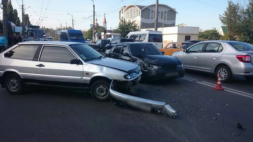 Утреннее ДТП на "Советской армии" Утреннее ДТП на "Советской армии"