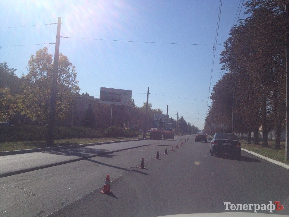 Ремонт дороги в районе остановки «Улица Гвардейская» закончат уже до понедельника Ремонт дороги в районе остановки «Улица Гвардейская» закончат уже до понедельника
