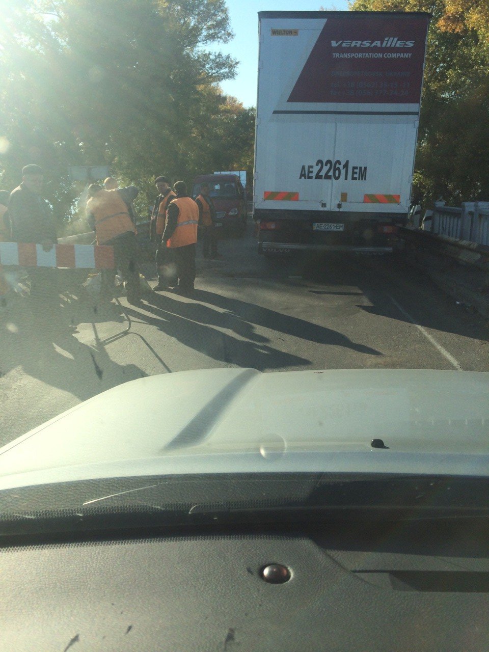 Кременчужане попали в пробку в Липовом на мосту через Сулу Кременчужане попали в пробку в Липовом на мосту через Сулу