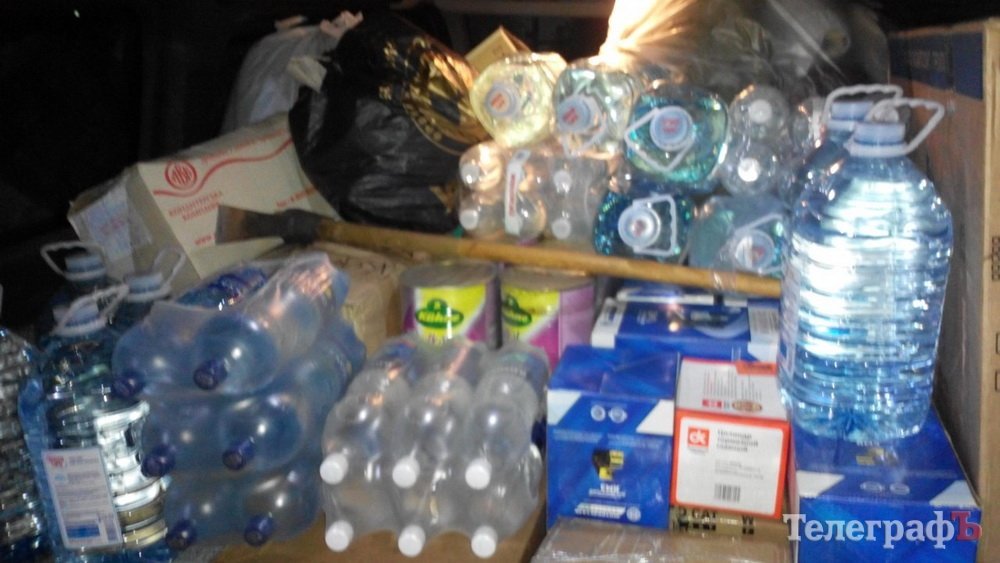 Кременчужане отправили запчасти и теплые вещи в АТО Кременчужане отправили запчасти и теплые вещи в АТО