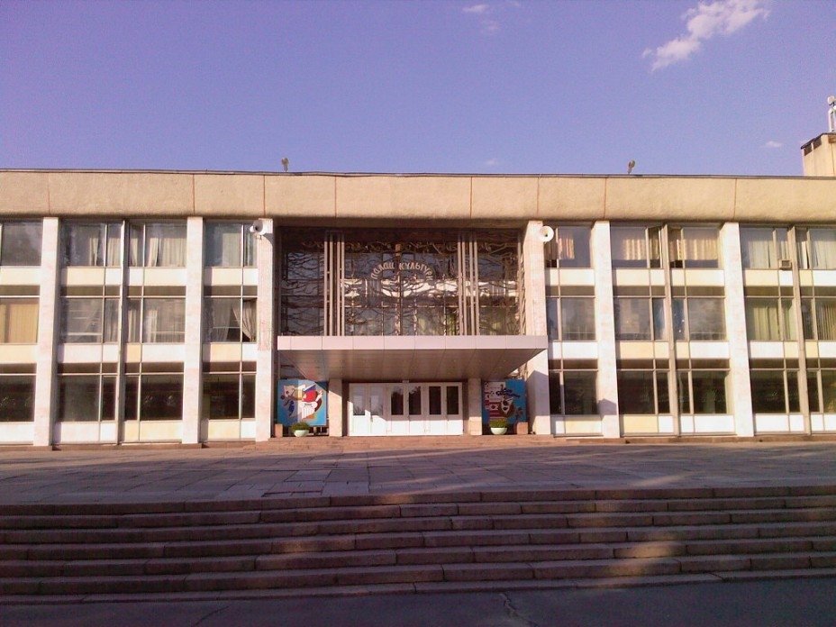 Шукай, кому це вигідно Шукай, кому це вигідно