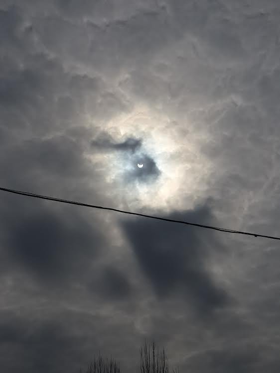 Затмение Солнца в Кременчуге - присылайте свои фото и видео Затмение Солнца в Кременчуге - присылайте свои фото и видео