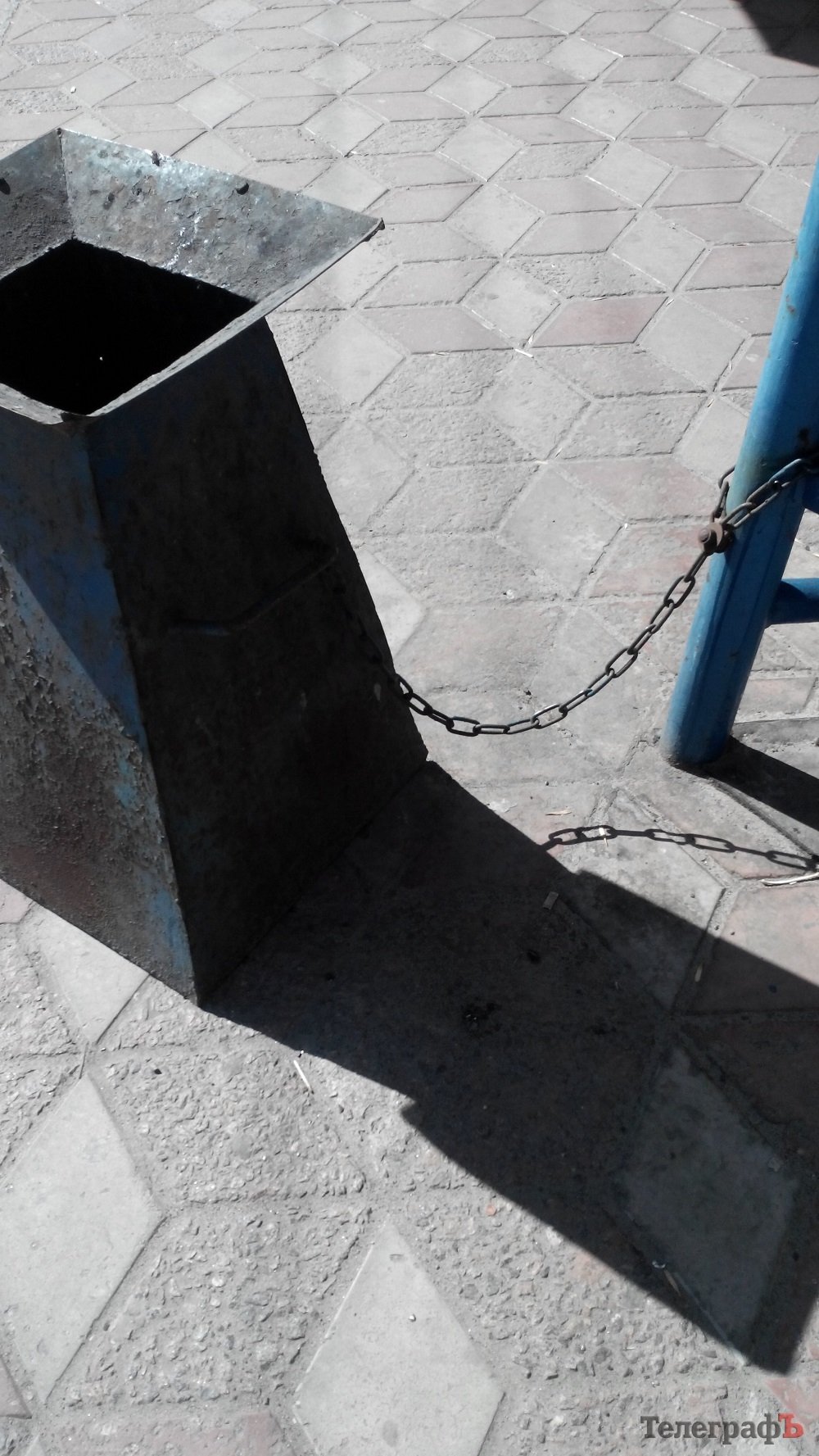 Приколы нашего городка: чтобы не убежала Приколы нашего городка: чтобы не убежала