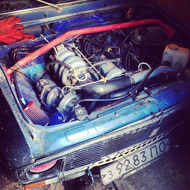 Братья-гонщики протестировали Сашкин ВАЗ Братья-гонщики протестировали Сашкин ВАЗ